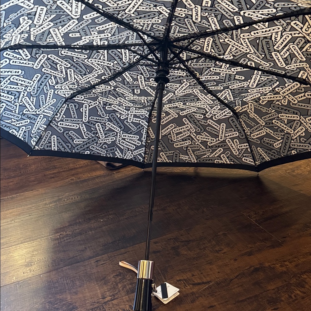Coach blue black Wristlet and Patterned Umbrella NWT - Picture 9 of 15